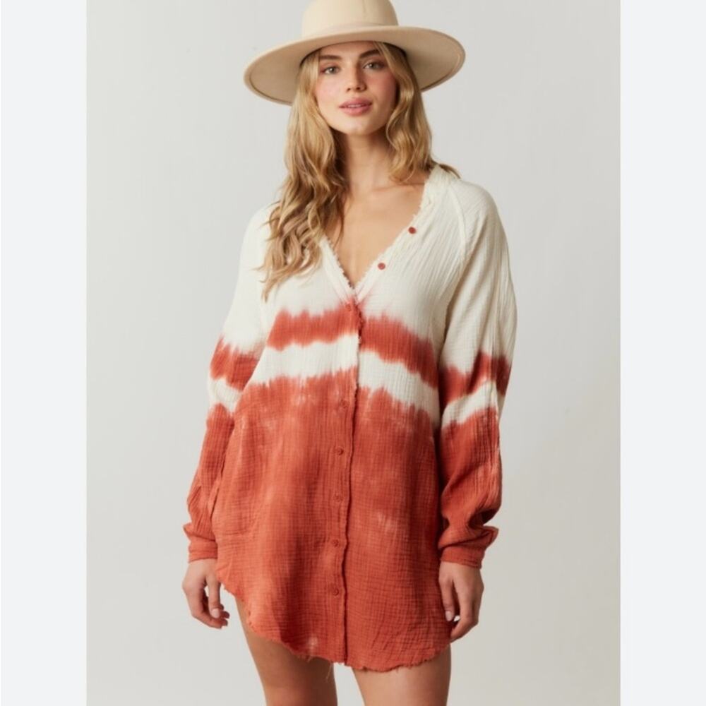 Fantastic Fawn oversized Multicolored Button Down Shirt (S)